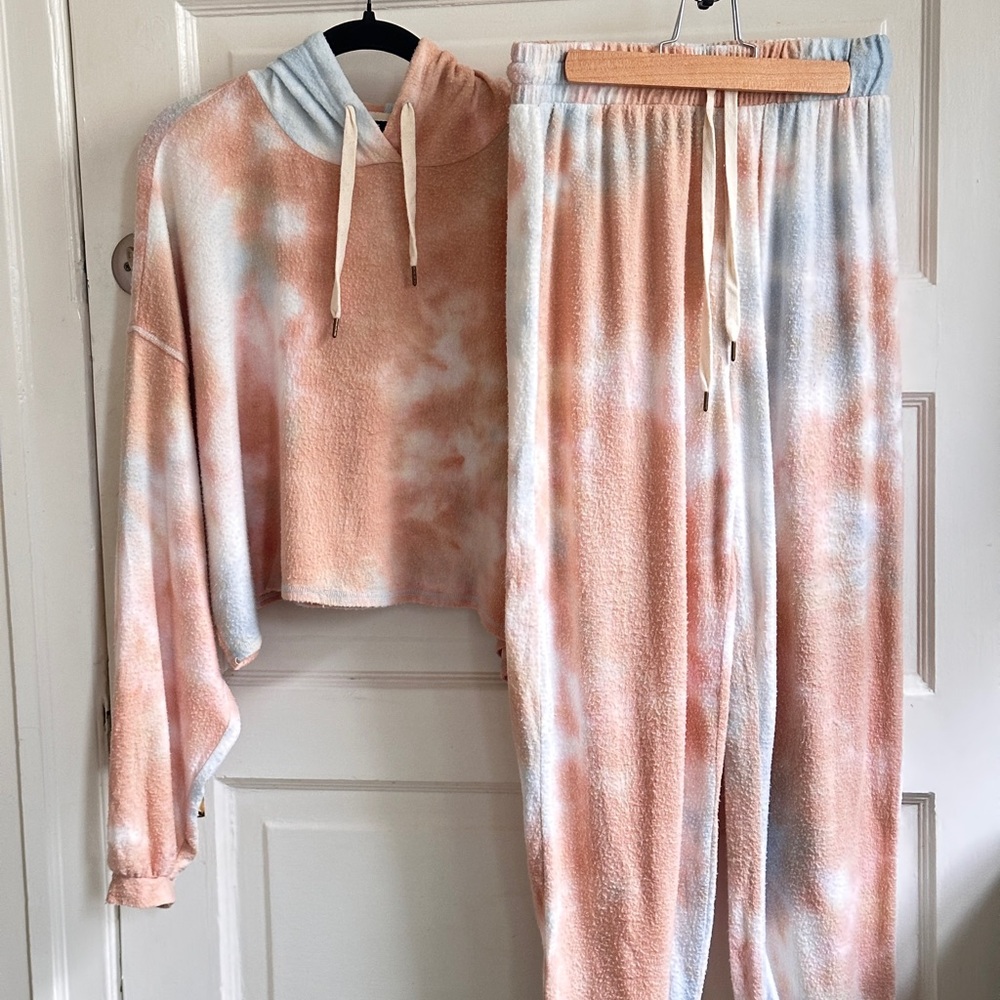 Urban Outfitters Tie-Dye Cropped Hoodie and Jogger in Peach and Blue
